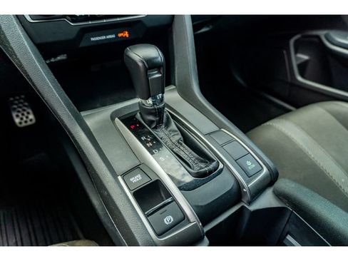 Used 2019 Honda Civic Sport image 24