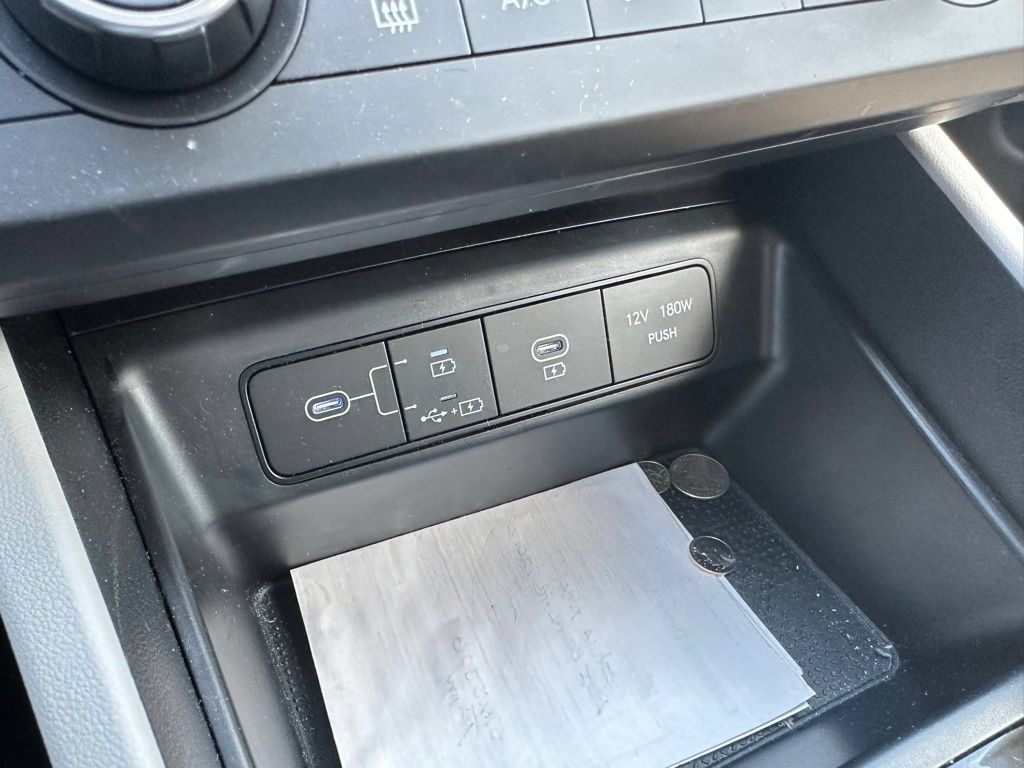 New 2025 Hyundai Tucson SE FWD image 18