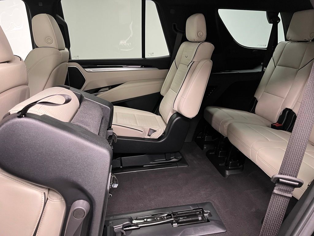 Used 2026 Cadillac Escalade Sport AWD/4WD image 47