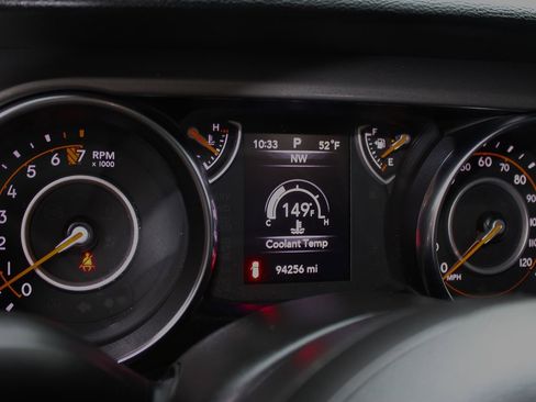 Used 2022 Jeep Wrangler Unlimited Sport image 26