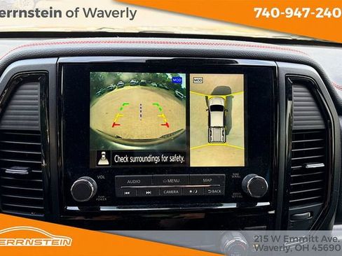 Used 2021 Nissan Titan PRO-4X w/ Pro-4x Convenience Package AWD/4WD image 17