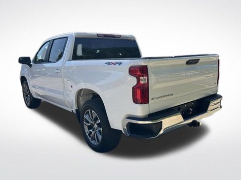 Certified 2024 Chevrolet Silverado 1500 LT AWD/4WD image 3