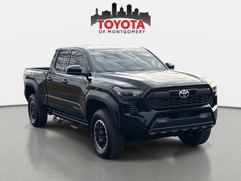 Used 2025 Toyota Tacoma TRD Off-Road image 1