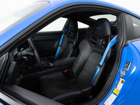 Used 2022 Porsche 911 GT3 RWD image 4