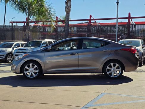 Used 2012 Hyundai Elantra Limited w/ Technology Pkg 5 image 10