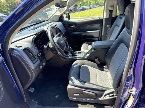 Used 2016 Chevrolet Colorado Z71 AWD/4WD image 6