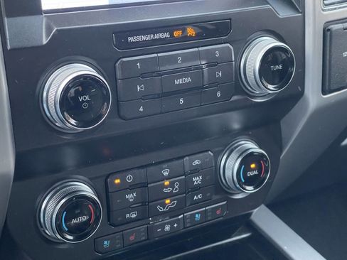 Used 2019 Ford F150 Platinum image 33