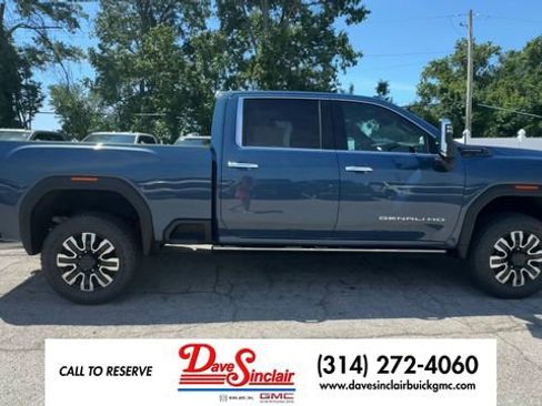New 2026 GMC Sierra 2500 Denali Ultimate AWD/4WD image 9