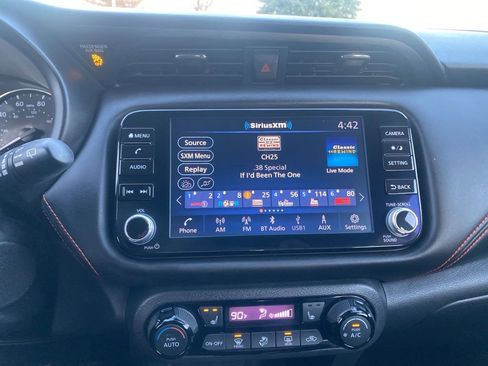 Used 2021 Nissan Kicks SR w/ SR Premium Package image 29