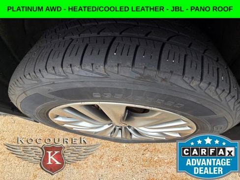 Used 2020 Toyota Highlander Platinum AWD/4WD image 8