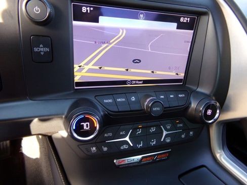 Used 2016 Chevrolet Corvette Z06 w/ 3LZ Preferred Equipment Group RWD image 17