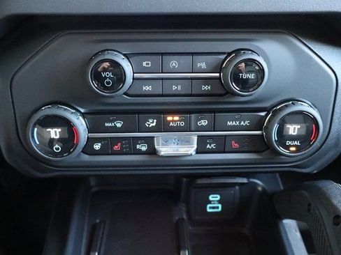New 2025 Ford Bronco Badlands AWD/4WD image 11