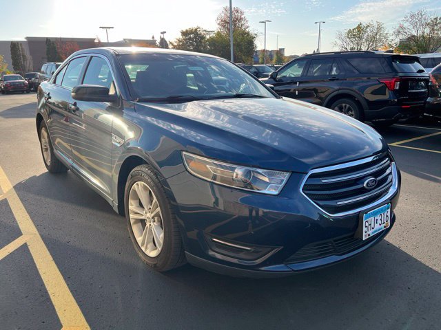 Used 2016 Ford Taurus SEL FWD image 1