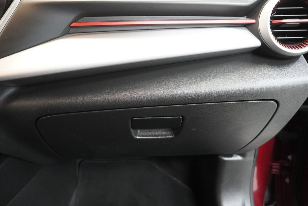 Used 2024 Chevrolet Trax RS FWD image 35