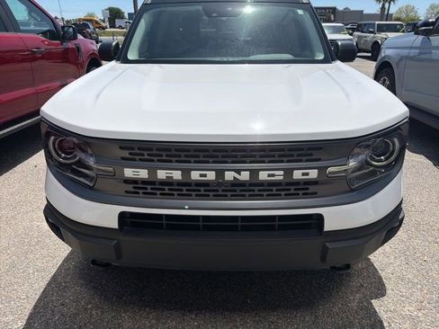 Used 2024 Ford Bronco Sport Badlands image 3