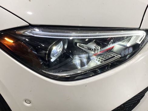 Used 2023 Mercedes-Benz C 300 4MATIC Sedan w/ Exclusive Trim Package image 19