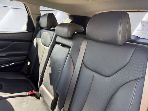 Used 2019 Hyundai Santa Fe Limited image 18