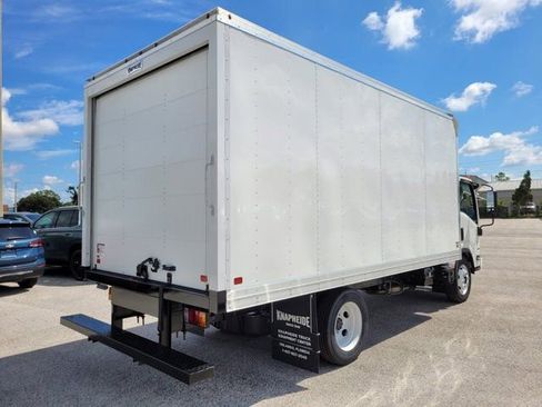 New 2024 Chevrolet Low Cab Forward image 8