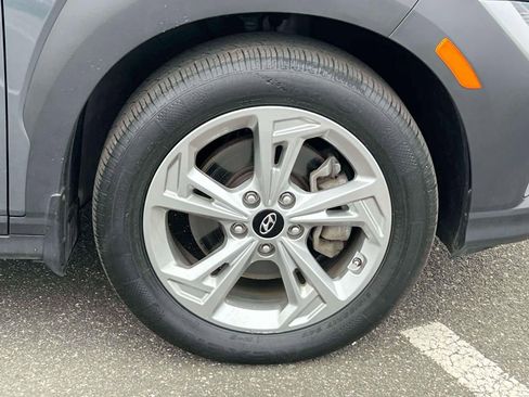 Used 2023 Hyundai Kona SEL image 9