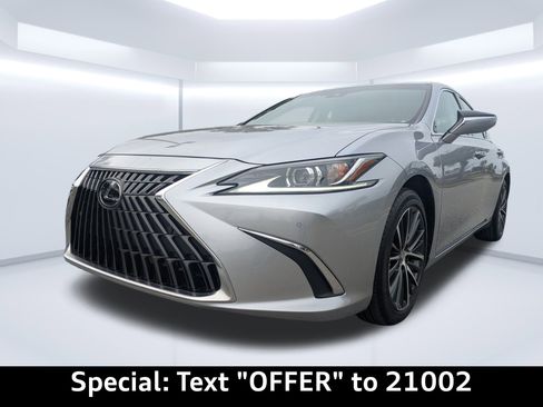 Used 2025 Lexus ES 350 w/ Premium Package image 8