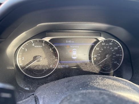 Certified 2023 Nissan Altima 2.5 SR image 9