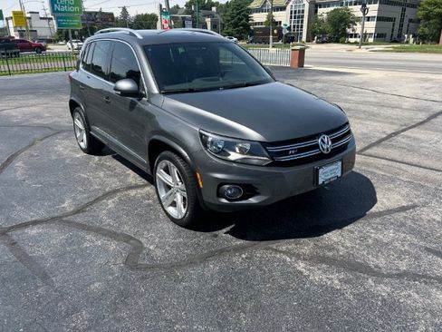 Used 2016 Volkswagen Tiguan R-Line FWD image 6