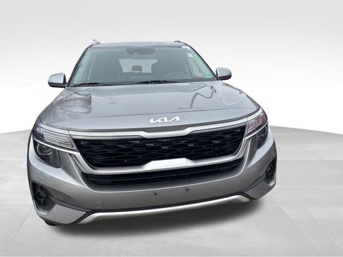 Used 2023 Kia Seltos S image 7