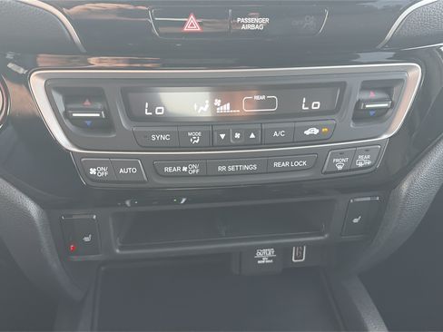 Used 2020 Honda Passport Touring image 32