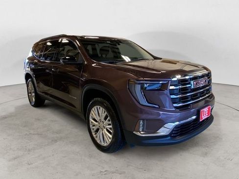 Used 2024 GMC Acadia Elevation image 8