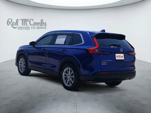 Used 2025 Honda CR-V EX image 3