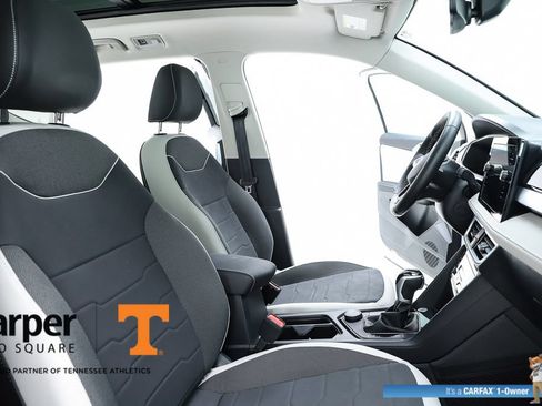 Used 2025 Volkswagen Taos SE w/ Panoramic Sunroof Package AWD/4WD image 73