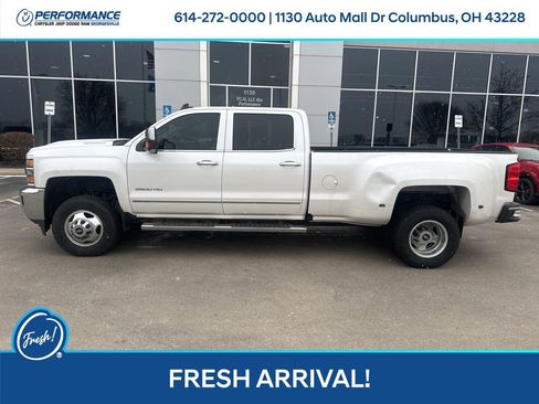 Used 2018 Chevrolet Silverado 3500 LTZ w/ Duramax Plus Package image 8
