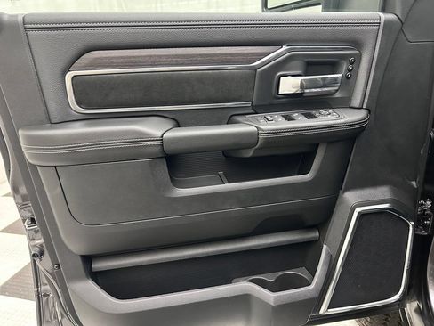 New 2026 RAM 2500 Laramie w/ Night Edition AWD/4WD image 10