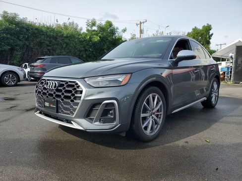 Used 2025 Audi SQ5 Premium Plus w/ Premium Plus Package image 2