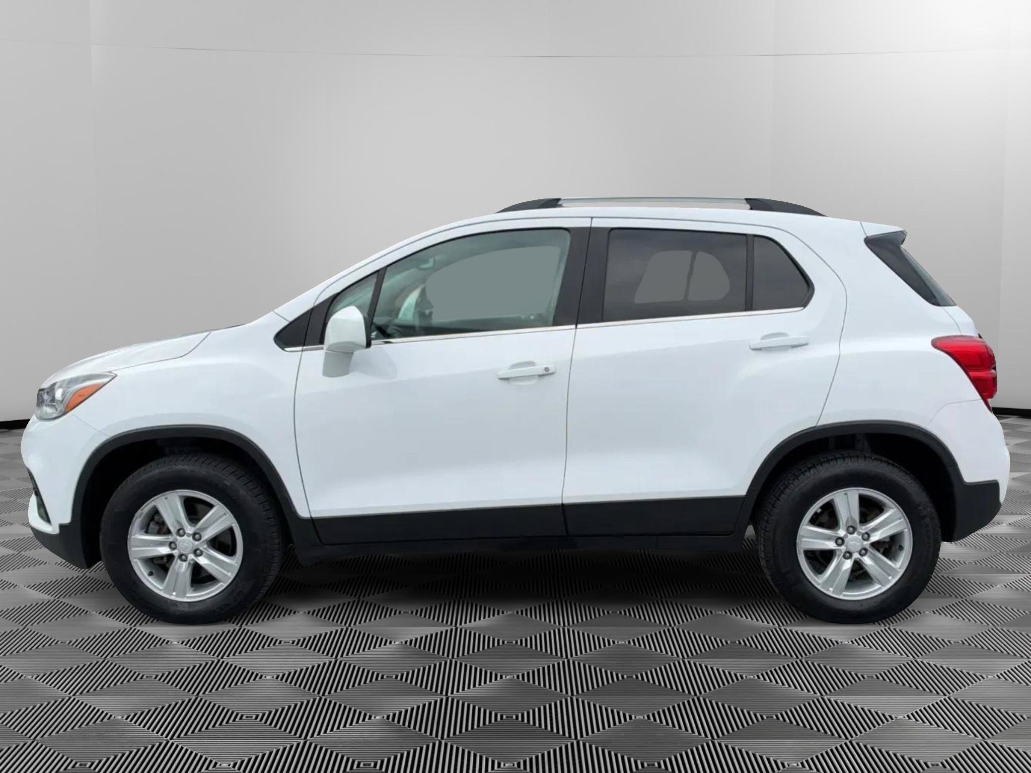 Used 2020 Chevrolet Trax LT AWD/4WD image 5