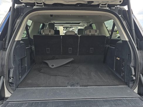 Used 2025 Ford Expedition Max Active RWD image 8