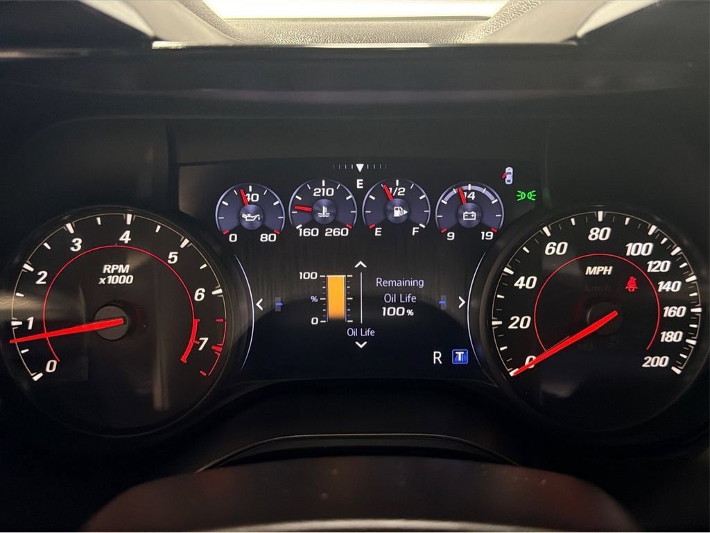 Used 2021 Chevrolet Camaro SS RWD image 19