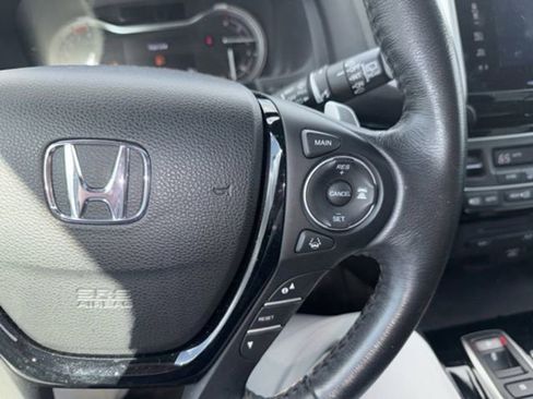 Used 2016 Honda Pilot Elite image 10