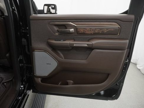Used 2025 RAM 1500 Limited AWD/4WD image 49
