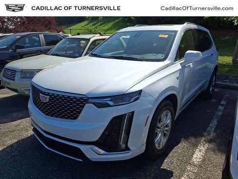 Used 2024 Cadillac XT6 Luxury AWD/4WD image 1