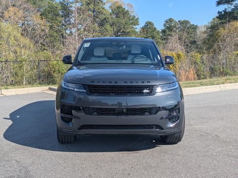 New 2026 Land Rover Range Rover Sport SE image 2