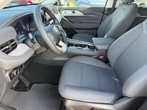 New 2026 Ford Explorer Active RWD image 22