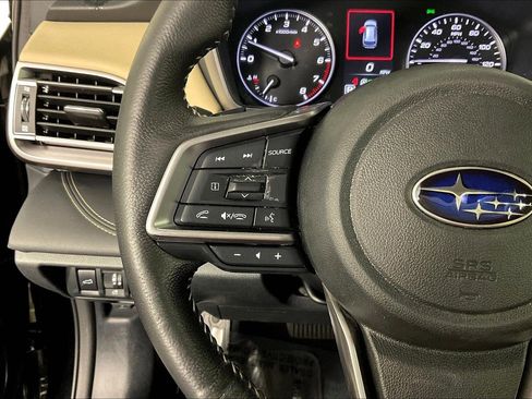 Used 2023 Subaru Outback Limited AWD/4WD image 11
