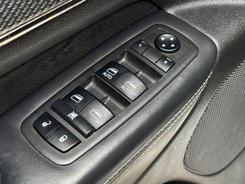 Used 2018 Jeep Grand Cherokee Trackhawk AWD/4WD image 20