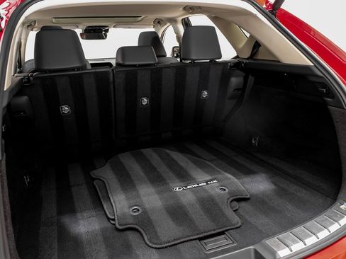 Used 2025 Lexus NX 250 FWD w/ Premium Package image 50