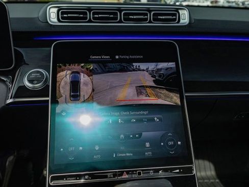 Certified 2022 Mercedes-Benz S 500 4MATIC image 32