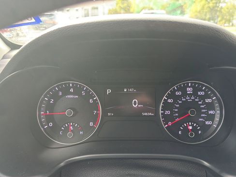 Used 2023 Kia Forte LXS w/ LXS Technology Package FWD image 11
