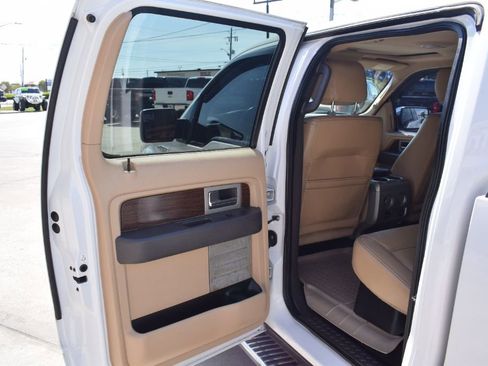 Used 2013 Ford F150 Lariat w/ Luxury Equipment Group image 10