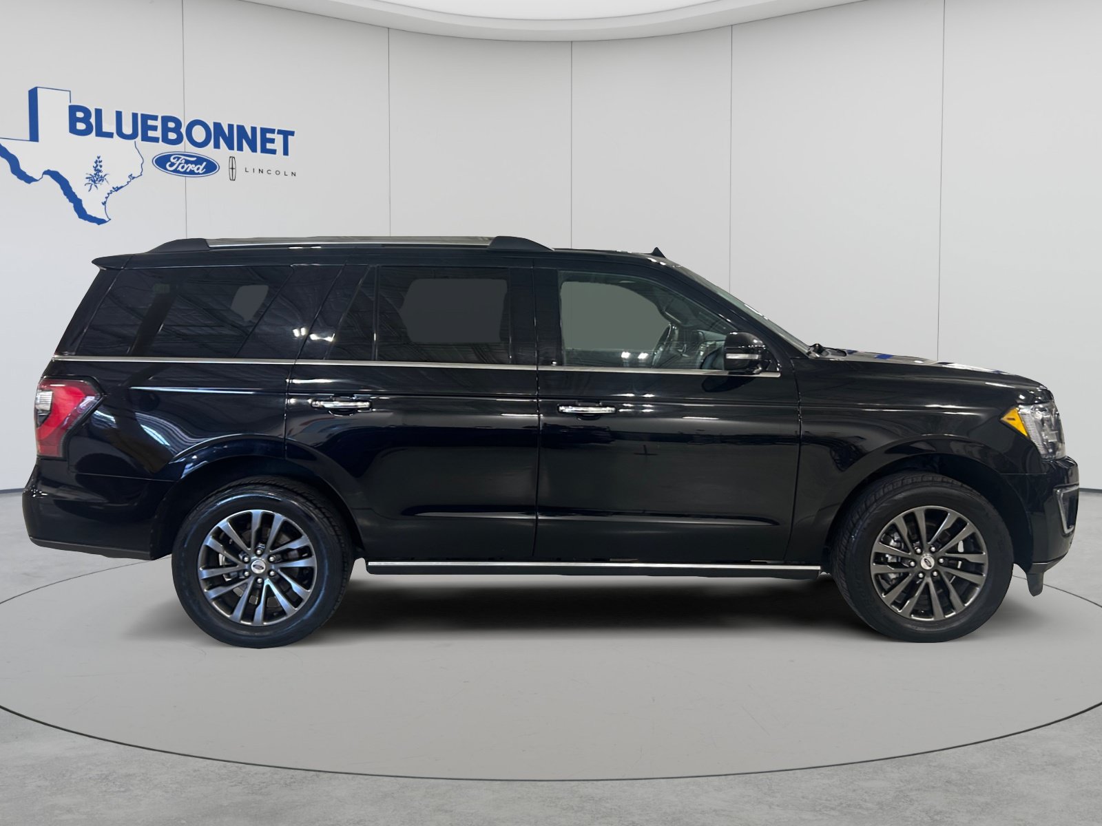Used 2021 Ford Expedition Limited AWD/4WD image 4