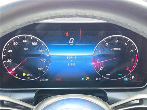 Used 2024 Mercedes-Benz GLC 300 image 13